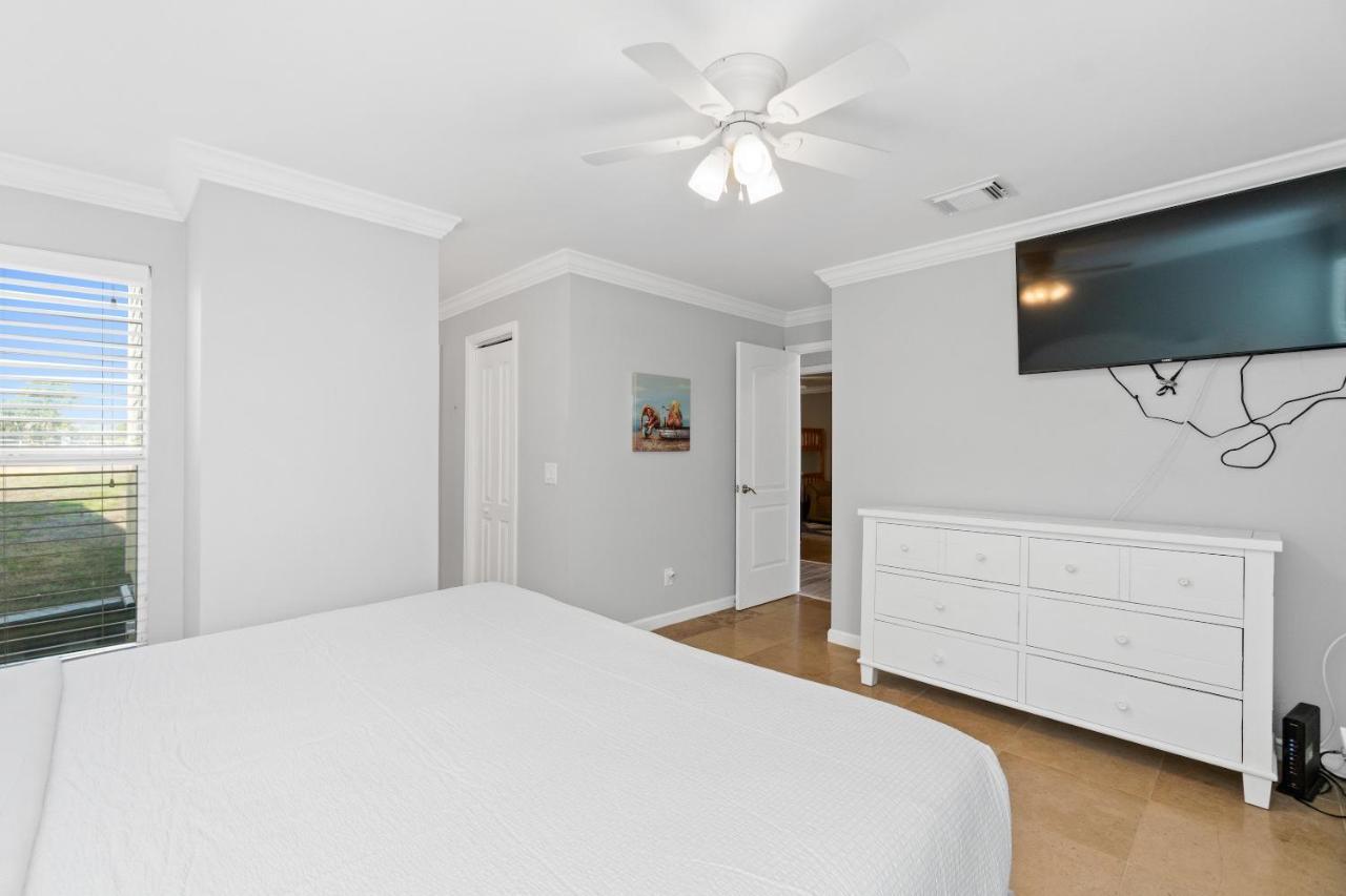Harbur Arms - Pet Friendly Lägenhet Panama City Beach Exteriör bild